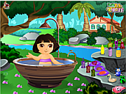 Флеш игра онлайн Купание Даши / Cute Dora Bathing